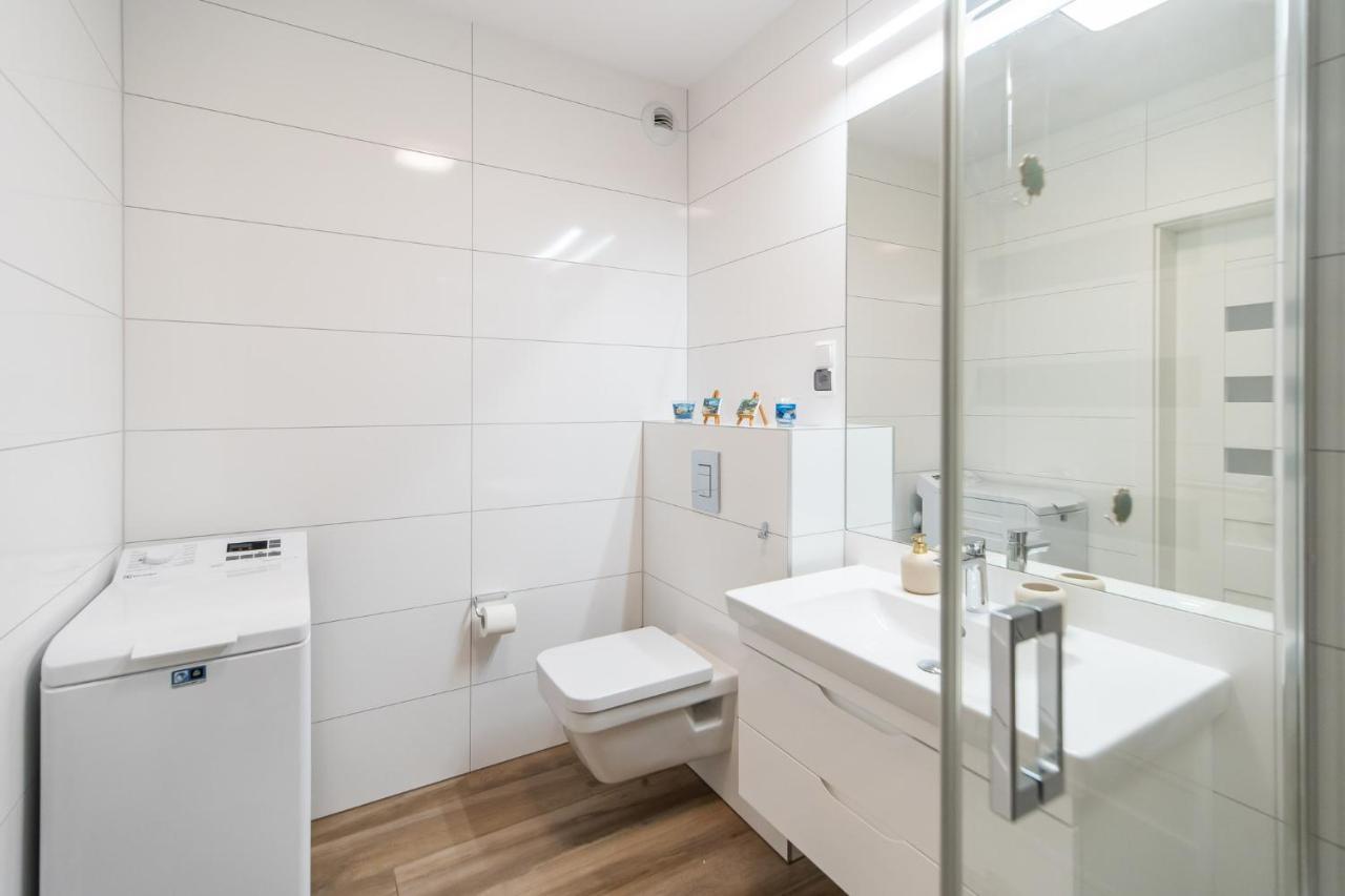 Apartamenty Fenomen - Baltic, Nadmorskie Tarasy, Free Parking, Swimming Pool, Sauna And Other! Kołobrzeg Eksteriør bilde